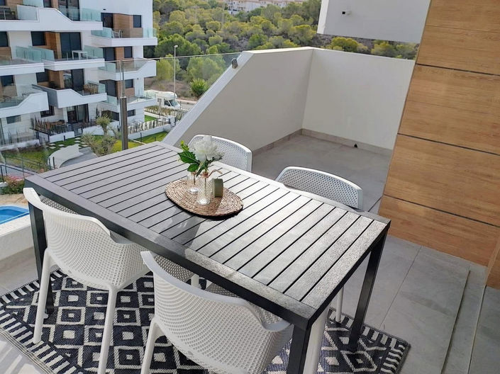 Image No.13-2 Bed Apartment for sale