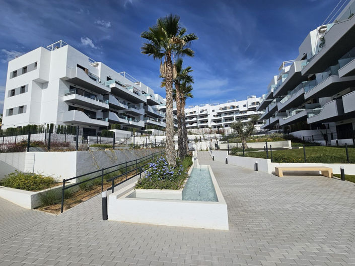 Image No.16-2 Bed Apartment for sale