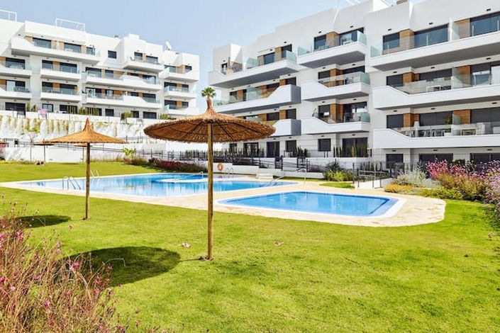 Image No.20-2 Bed Apartment for sale