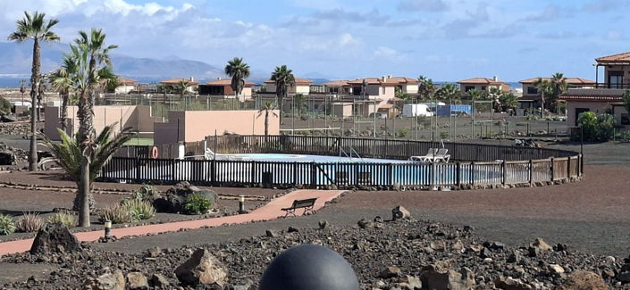 Image No.12-1 Bed House for sale