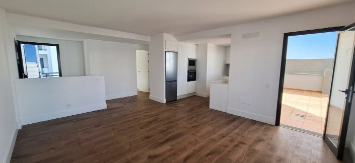 Image No.20-2 Bed Apartment for sale