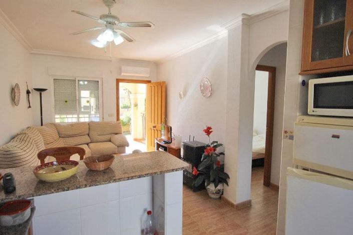 Image No.12-2 Bed Townhouse for sale