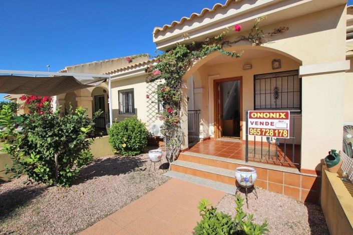 Image No.2-2 Bed Townhouse for sale