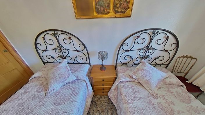 Image No.31-2 Bed Townhouse for sale