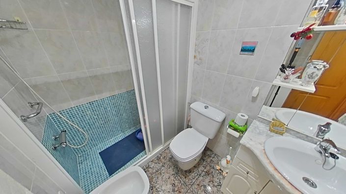 Image No.41-2 Bed Townhouse for sale