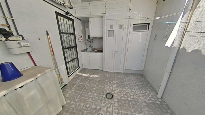 Image No.49-2 Bed Townhouse for sale