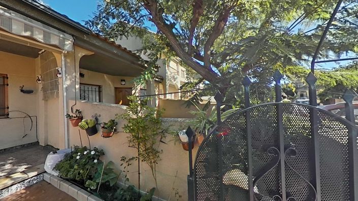 Image No.5-2 Bed Townhouse for sale