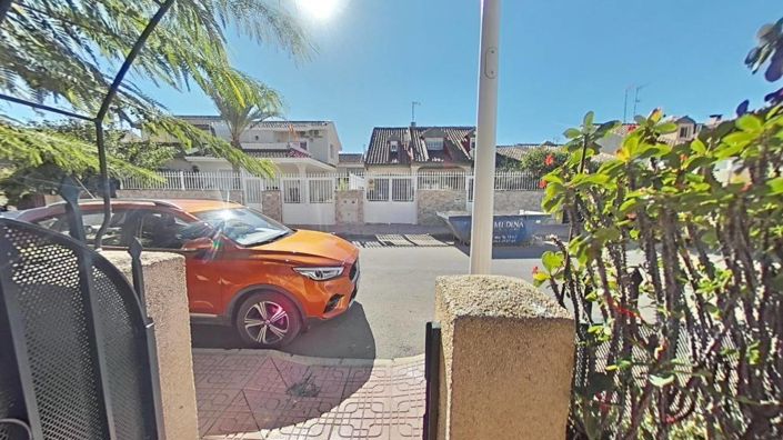 Image No.7-2 Bed Townhouse for sale