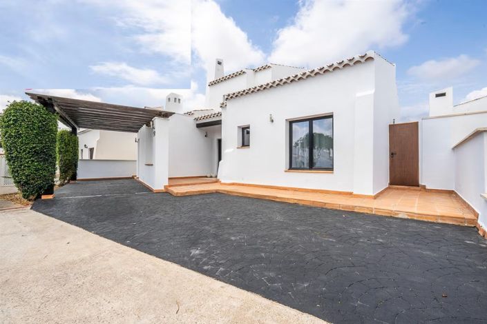 Image No.1-3 Bed Villa for sale