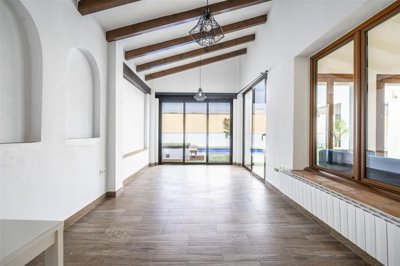 cl2lpoctr067j41l-olq4g