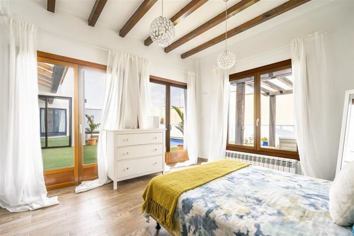 Image No.9-3 Bed Villa for sale