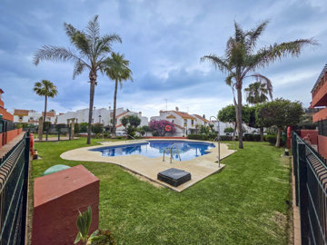 10-bb915d1cb19341576dcdc994b81ab9c5