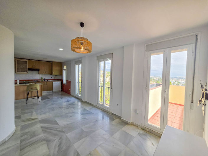 Image No.3-3 Bed Apartment for sale