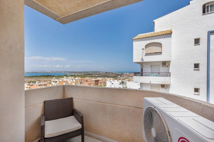 Image No.8-Appartement de 2 chambres à vendre à Torrevieja