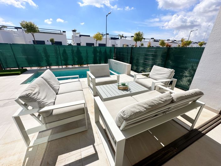 Image No.29-3 Bed Villa for sale