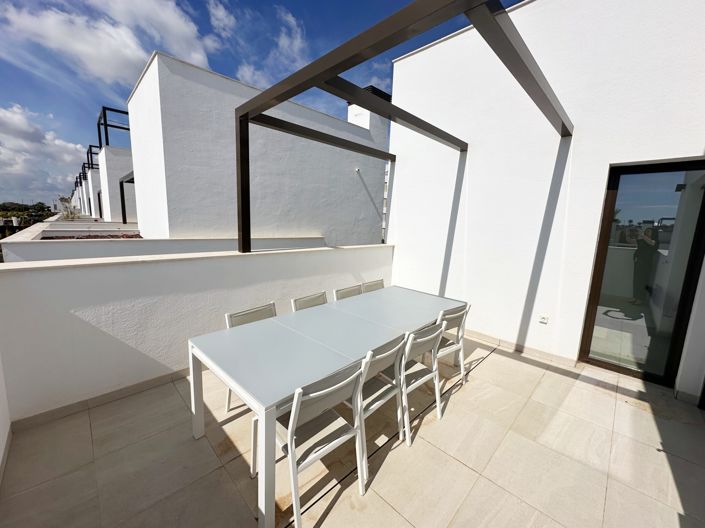 Image No.37-3 Bed Villa for sale