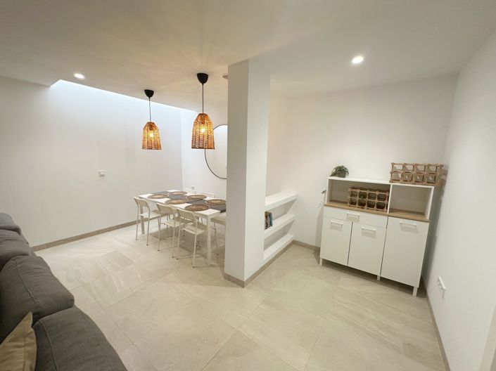 Image No.41-3 Bed Villa for sale