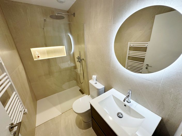 Image No.45-3 Bed Villa for sale