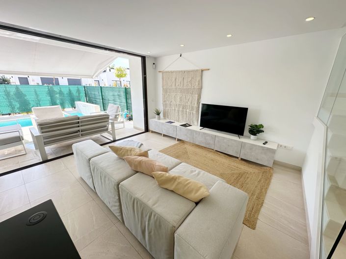 Image No.6-3 Bed Villa for sale