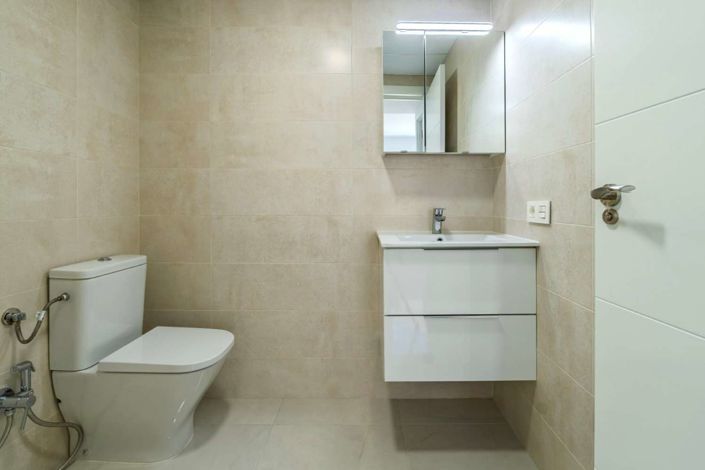 Image No.18-2 Bed Bungalow for sale