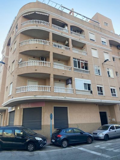 Image No.4-2 Bed Apartment for sale