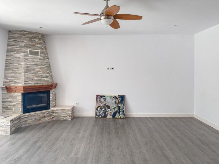 Image No.21-3 Bed Villa for sale