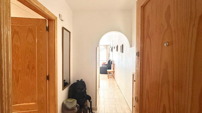 Image No.2-Appartement de 2 chambres à vendre à Torrevieja