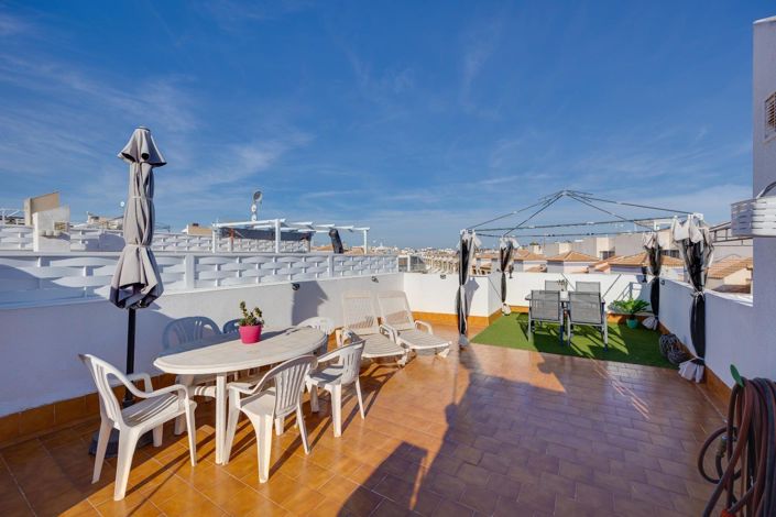 Image No.26-2 Bed Bungalow for sale