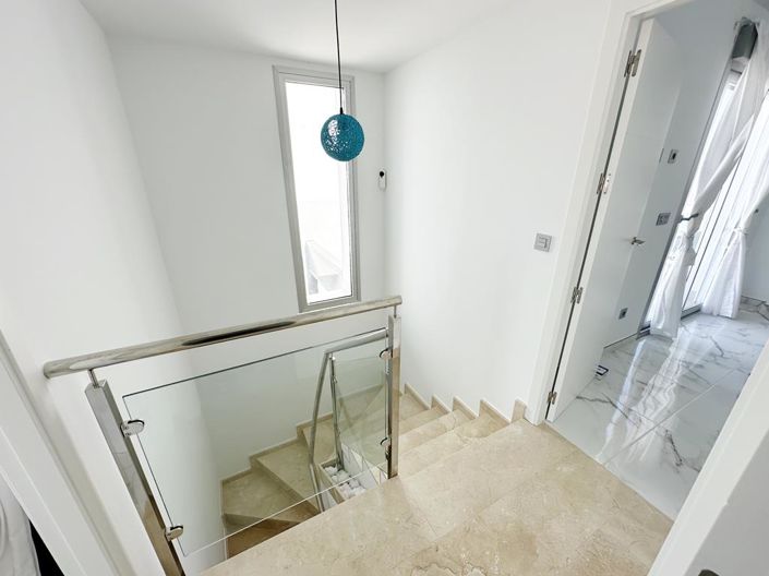 Image No.24-4 Bed Villa for sale