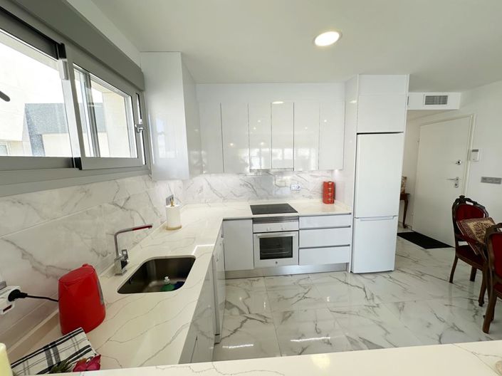 Image No.33-4 Bed Villa for sale