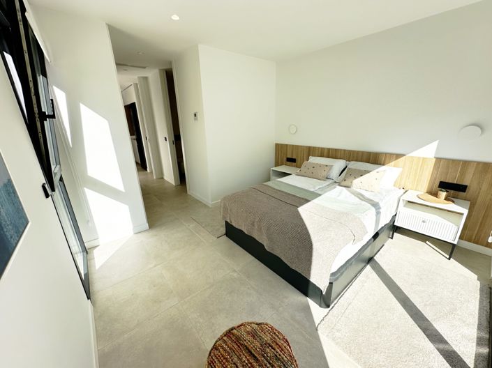 Image No.20-3 Bed Villa for sale