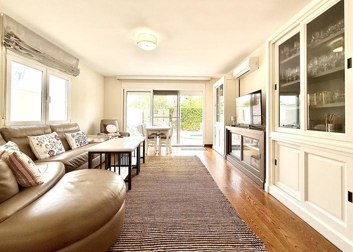 Image No.3-4 Bed Villa for sale