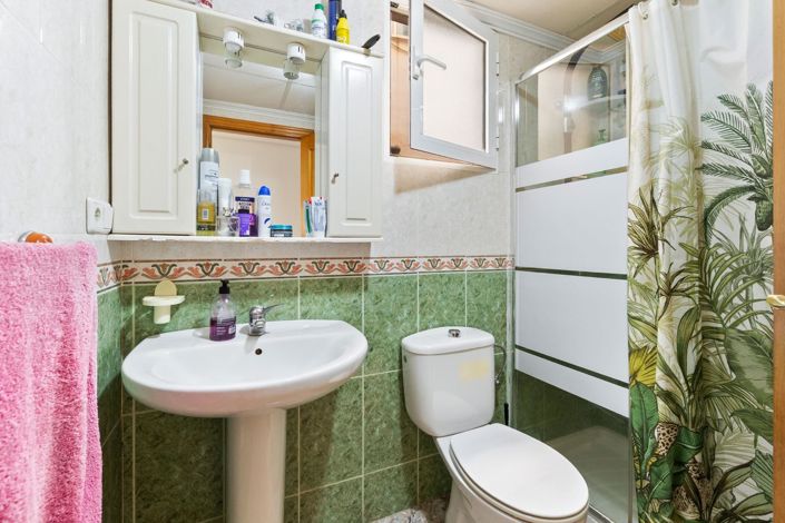 Image No.12-2 Bed Apartment for sale