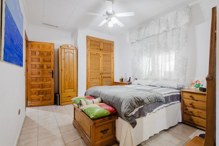 Image No.17-5 Bed Villa for sale