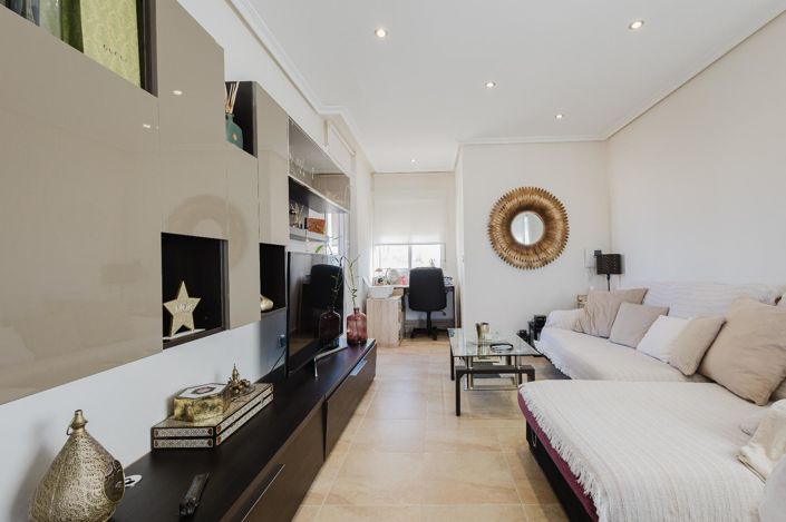 Image No.28-5 Bed Villa for sale