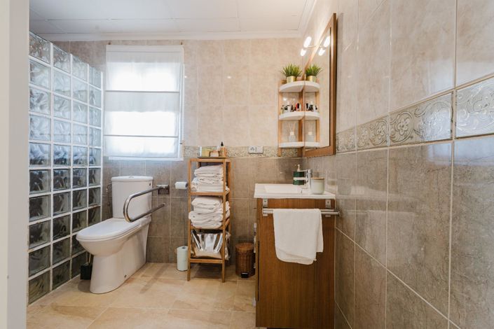 Image No.32-5 Bed Villa for sale