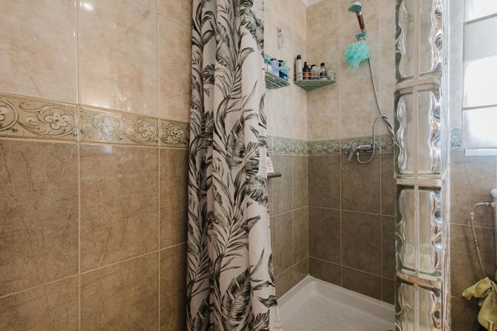 Image No.33-5 Bed Villa for sale