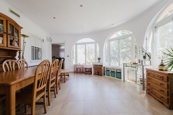 Image No.4-5 Bed Villa for sale