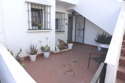 11-20939a0134ad724a8cb2a801094d15a4