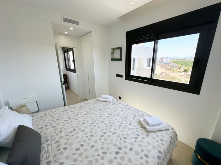 Image No.18-2 Bed Apartment for sale