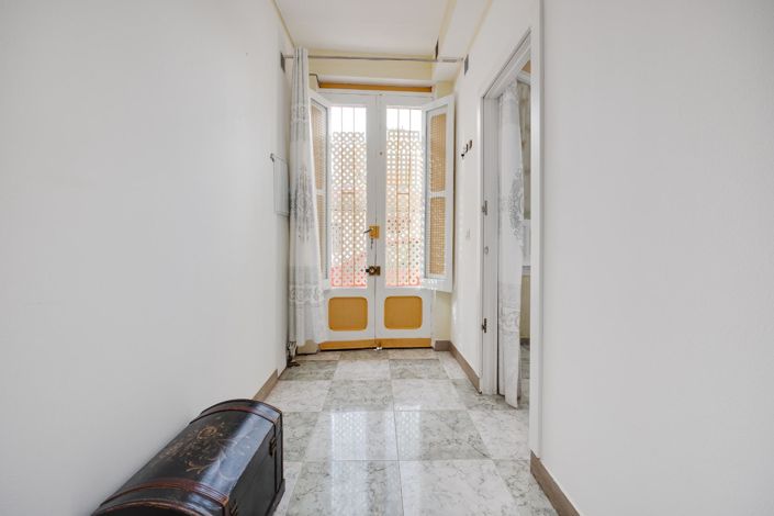 Image No.5-3 Bed Apartment for sale