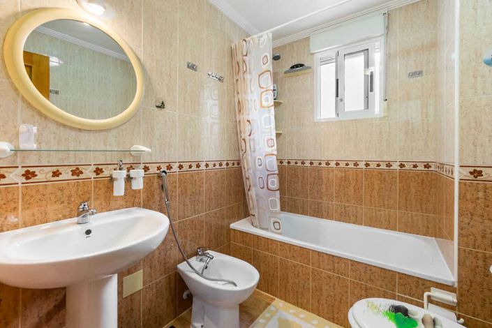 Image No.5-Appartement de 2 chambres à vendre à Orihuela Costa