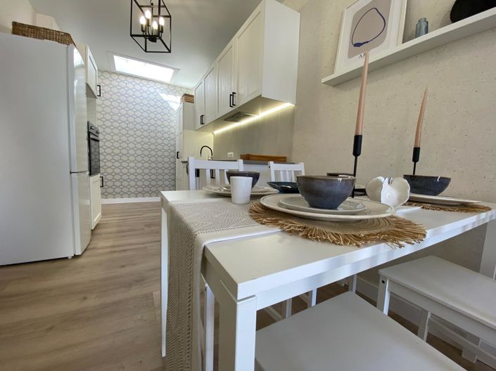 Image No.6-2 Bed Townhouse for sale