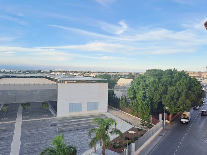 Image No.14-2 Bed Apartment for sale