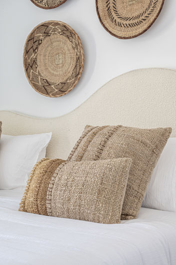 Image No.33-2 Bed Property for sale