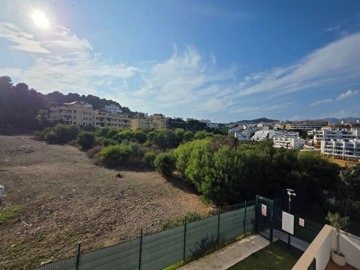 11-20939a0134ad724a8cb2a801094d15a4