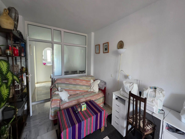 Image No.17-3 Bed Apartment for sale