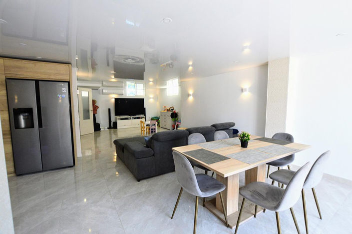 Image No.22-3 Bed House for sale