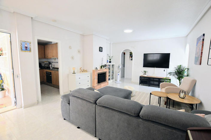 Image No.9-3 Bed House for sale