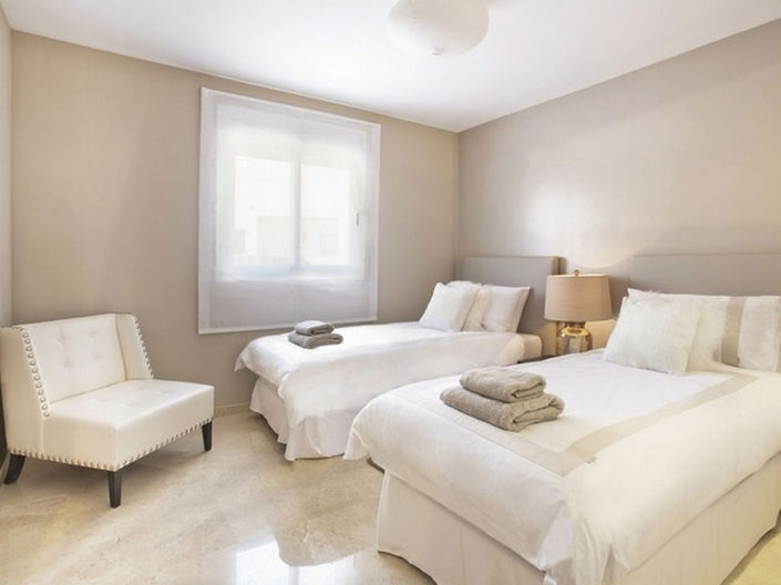 Image No.9-3 Bed Apartment for sale